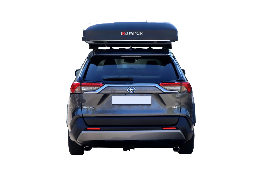 Voiture_derriere-scaled